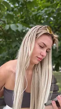 KikiWatson live sex cam