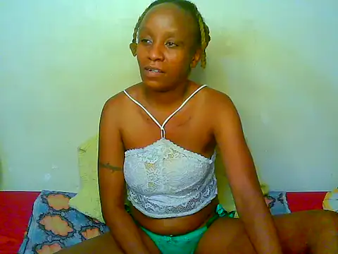 Slim_doli live cam on StripChat