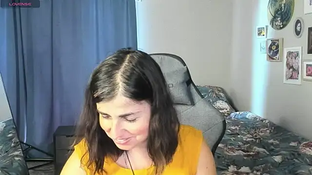 MartaEdams webcam