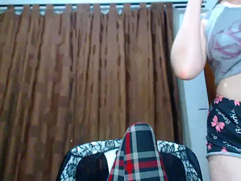 Redhead_incandy webcam
