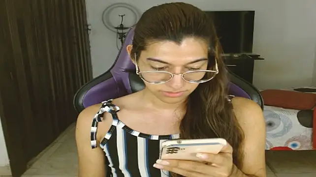 Alanni_parker webcam