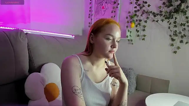 Margo_Blaze webcam