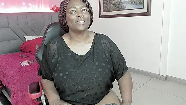 EbonyNaughty1000 webcam