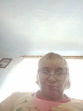 Elena_Beautiful784 webcam