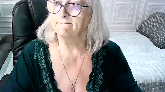 LolkaAlyss webcam