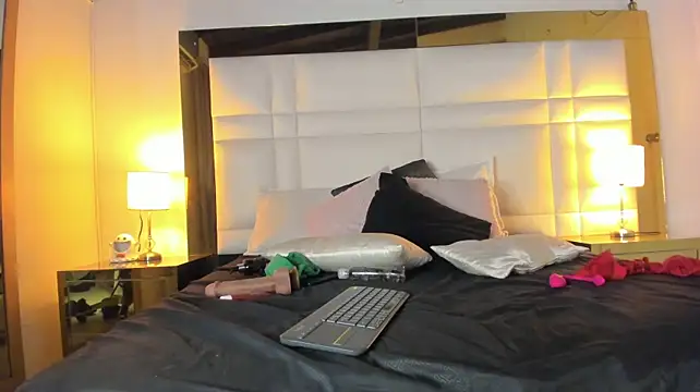 Brenda_Thomp webcam