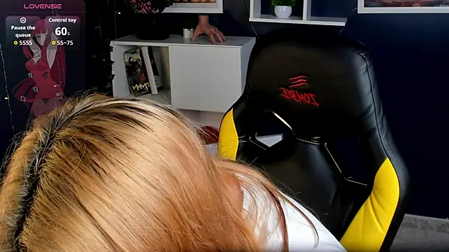 Alice_Kitagawa webcam
