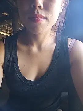 Ngocmi909 webcam