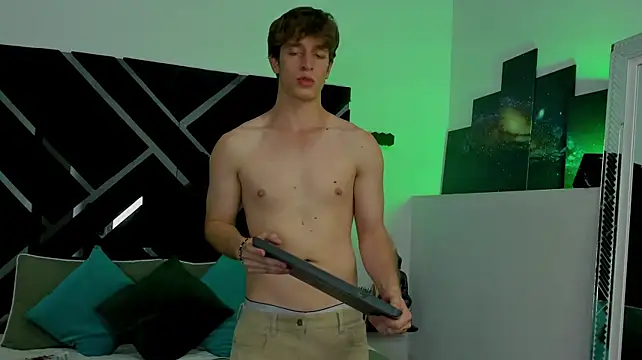 Ostin_Saints webcam