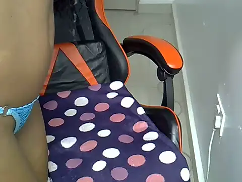 spot_curvy webcam