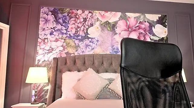 Aria_Simone webcam