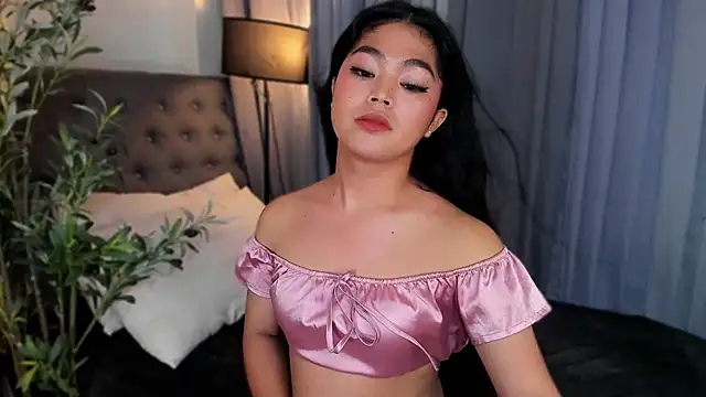 AsianHugecockAnna webcam