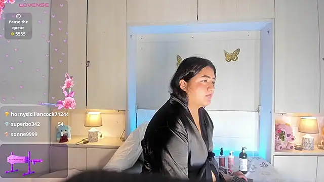 LilyWhitney webcam