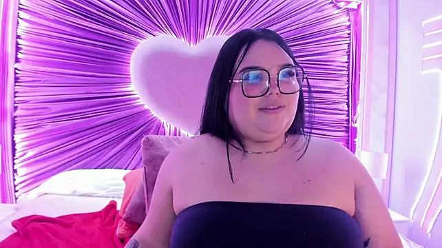 Lushi_Love webcam