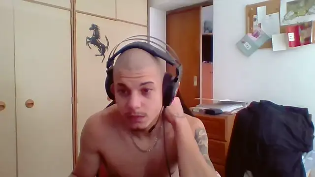 Akillas live cam on StripChat