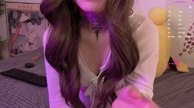 oni_doll webcam