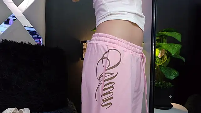 Evie_demn heels fetish cam
