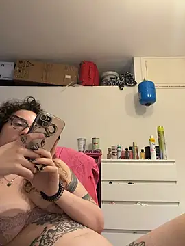 ladyturtle webcam