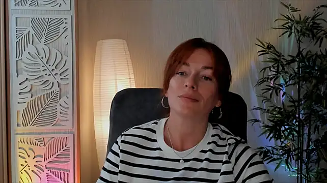 RebeccaMartinez live cam room