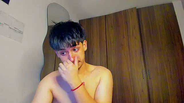 Maximo_Miller webcam
