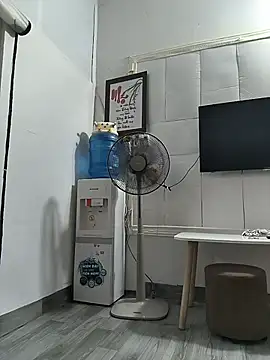 I_AM_NOT_A_SLUT webcam