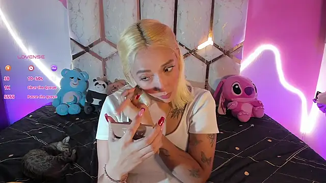 Amanda_klaire webcam