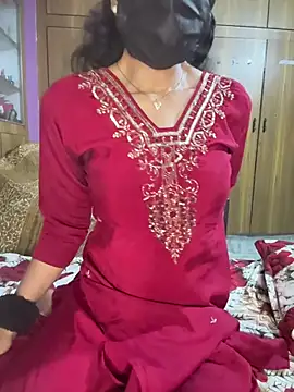 kiaraqueen7 webcam