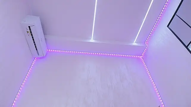 Anna_Lewis webcam
