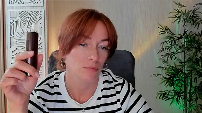 RebeccaMartinez webcam