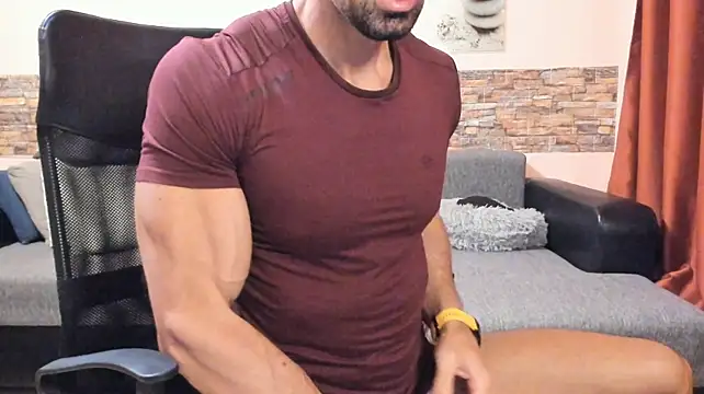 HotHunkTrainer webcam