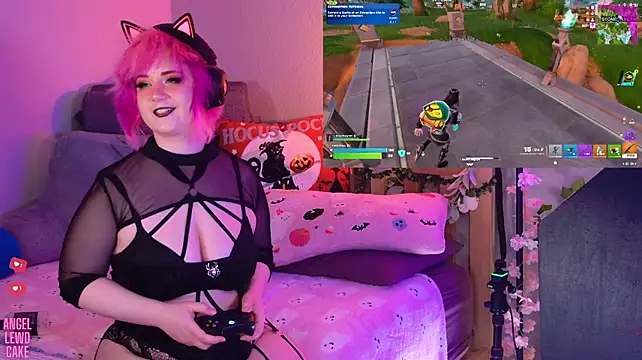 Angel-Lewd-Cake webcam
