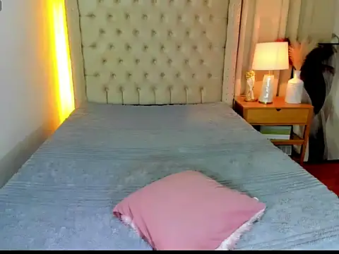 Call_me_Angelfox webcam