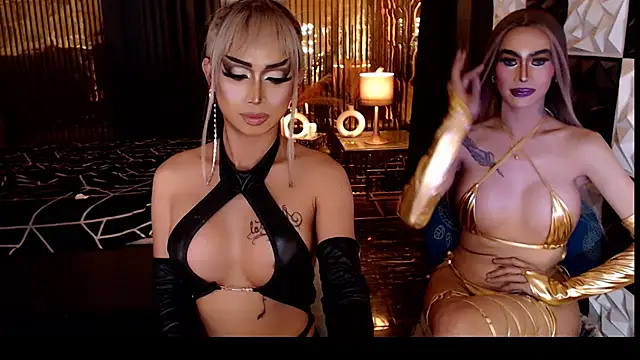 MonstrousCockDiva webcam