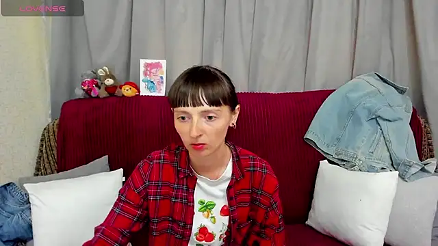 TayanaJons webcam