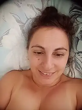 ShelaDiass live cam on StripChat