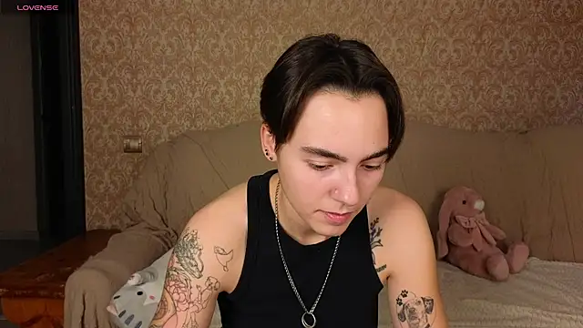 Lilihere_ live cam on StripChat