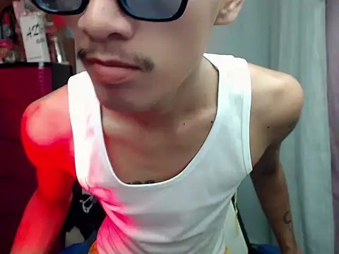 riks_tyler (Ask my age) - tip me as your birthday gift  cum