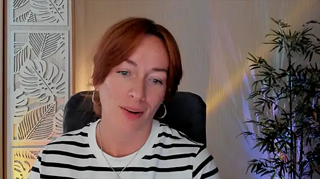 RebeccaMartinez webcam