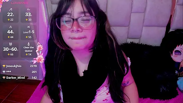Amara_Kazumii webcam