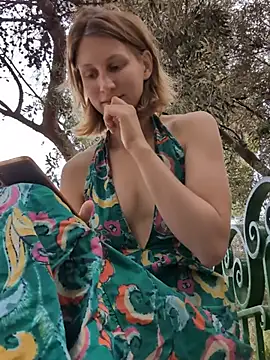 Julialexxxx webcam