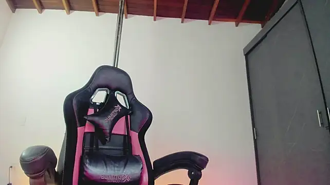 auraeroticaxxx webcam