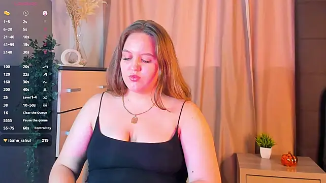 MissBadTiming webcam