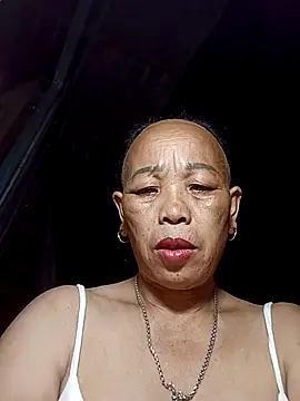 lylai18 webcam