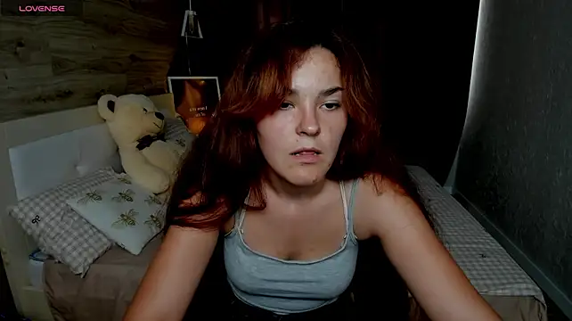 LeyaaStarr live cam room