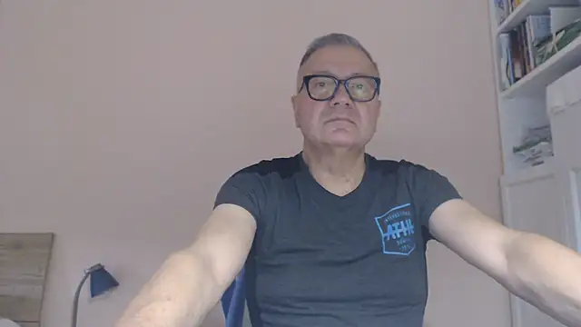 YOU6me webcam