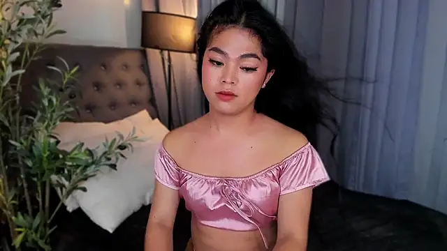 AsianHugecockAnna webcam