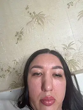 Naughtbaby_2025 webcam