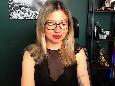 loveHeidi webcam