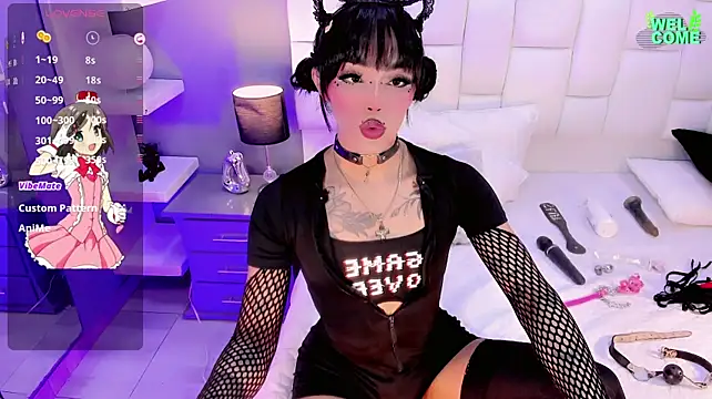 ExoticlanaDoll webcam