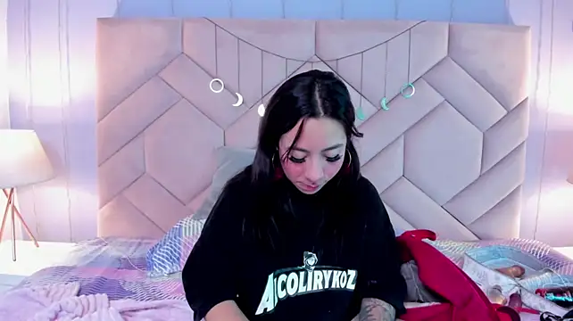 Cristal_Jonness webcam